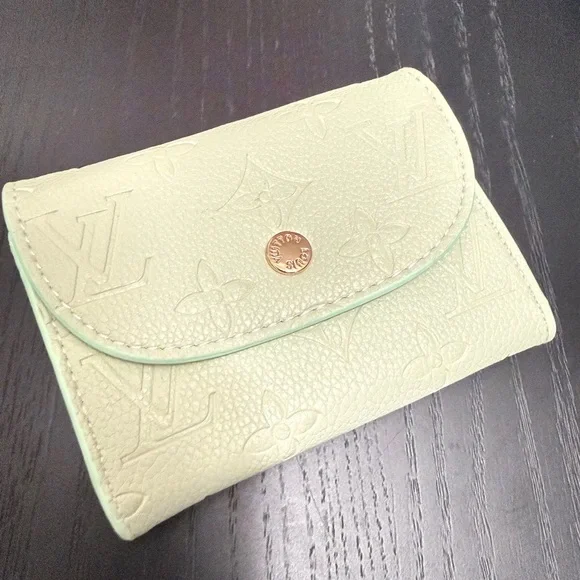 LV Mint Green Card Wallet - Picture 4 of 10